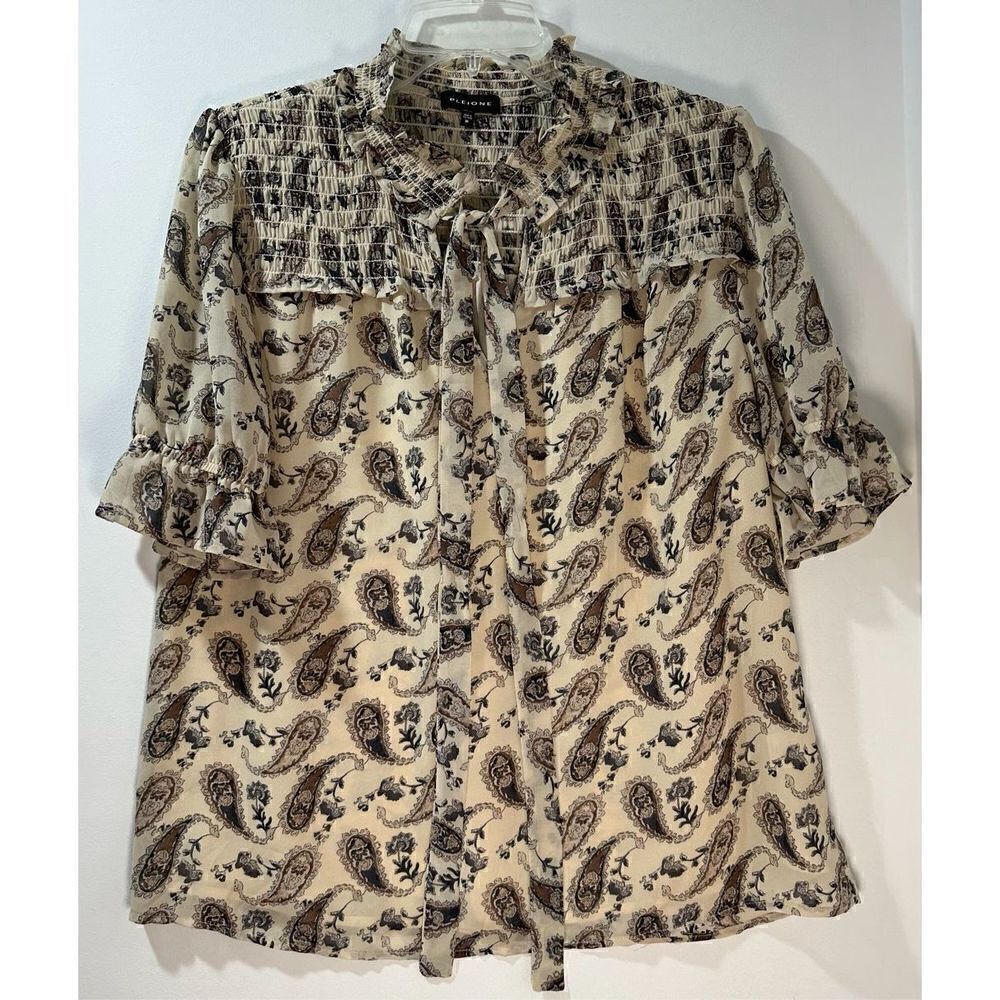 Pleione women’s short sleeve brown paisley blouse size Medium. #36-0922